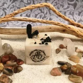 Magická svíčka s mocí kamenů S OBSIDIÁNEM 140g