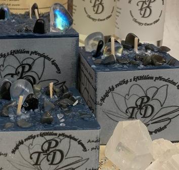 Magická svíčka ČERNÁ ANDĚLSKÁ AURA 200g