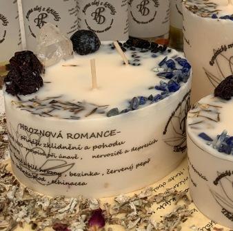 Ovocná svíčka s křišťály HROZNOVÁ ROMANCE 315g