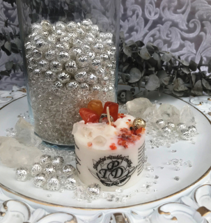 Sluneční rituální svíčka S KARNEOLEM  135g