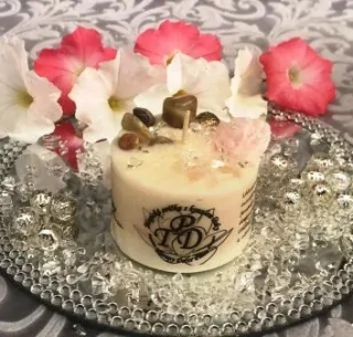 MĚSÍČNÍ svíčka s magií lásky 135g