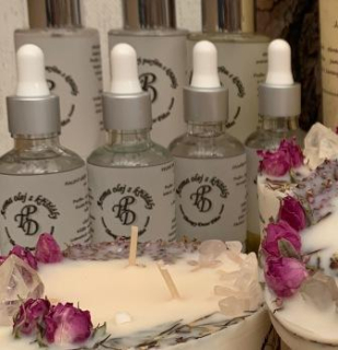Přírodní aroma olej s křišťály a léčivými minerály RŮŽOVÁ ROMANCE