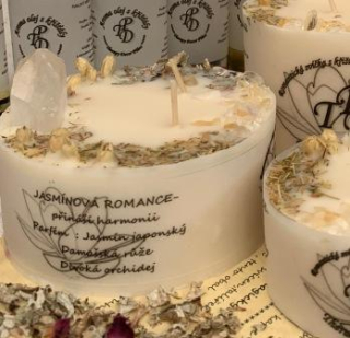 Romantická svíčka s křišťály JASMÍNOVÁ ROMANCE  315g